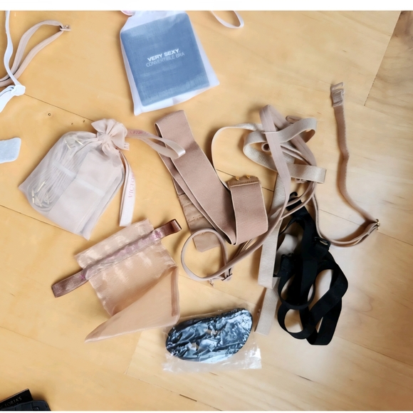 Victoria's Secret Bra Collection - Black, White, Tan, Brown - Picture 4 of 6